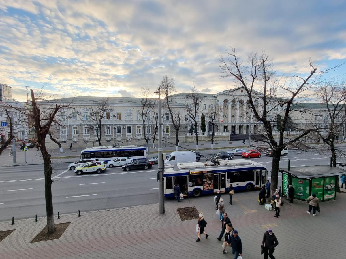 Grand Ultracentral Apartments Stefan Cel Mare In The Heart Of Chisinau Exterior photo